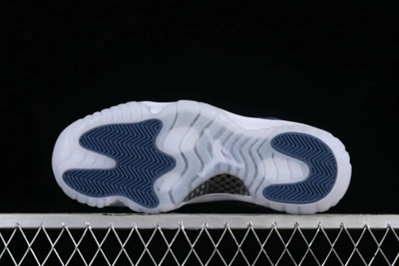 All categories Air Jordan Jordan series basketball shoes Air Jordan 11 F version Air Jordan 11 Low "Diffused Blue" AJ11 Joe 11 navy blue genuine carbon FV5104-104